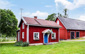 Cozy Home In Rörvik With Lake View